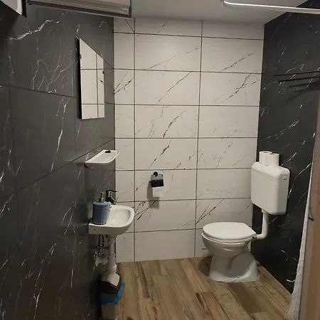 Europa Szive Vendeghaz 2 *